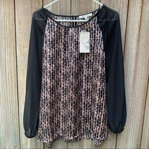 NWT/Black rainn satin blouse/L